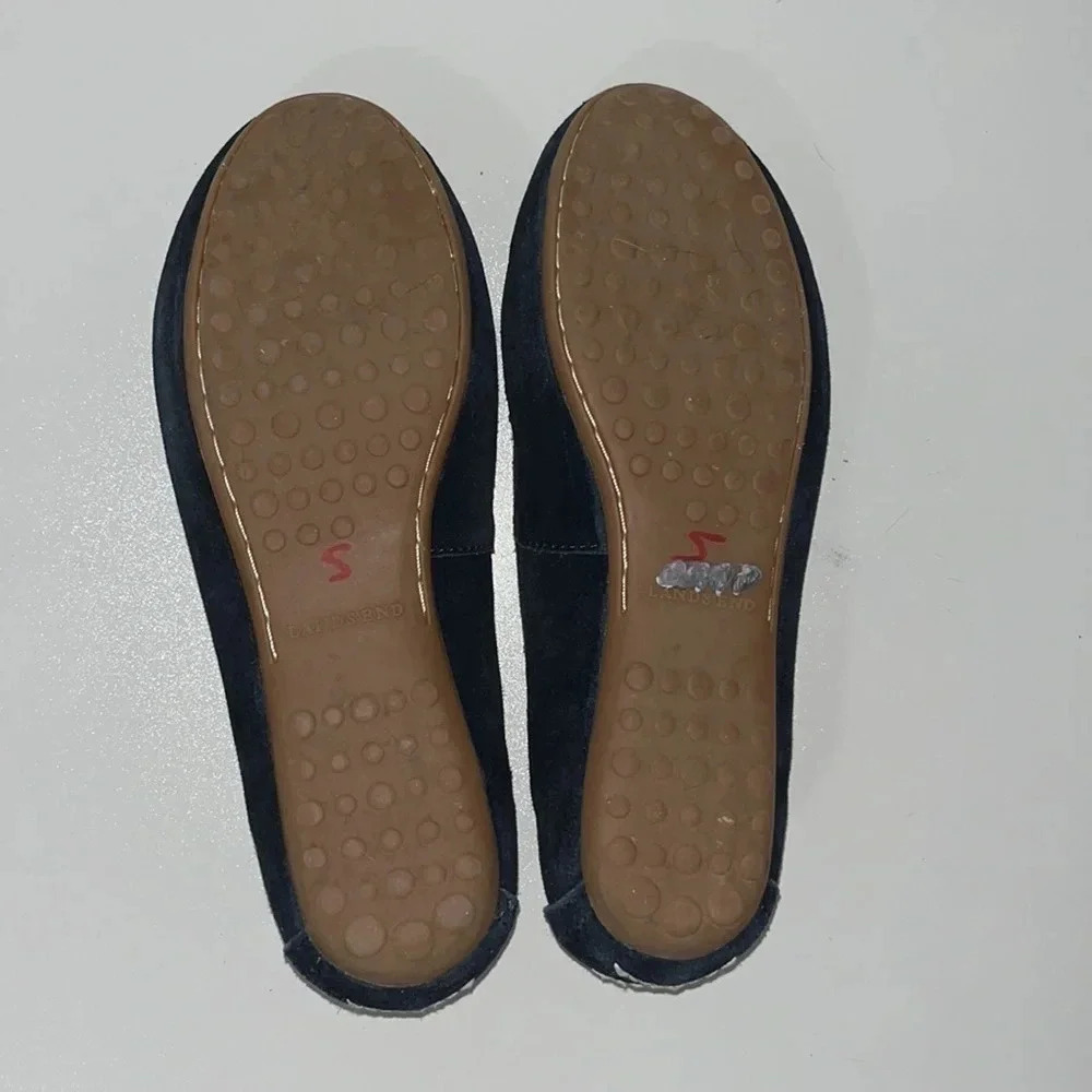 LANDS End Women’s Sz 6.5 Navy Blue loafer. Like new!! - Picture 5 of 6